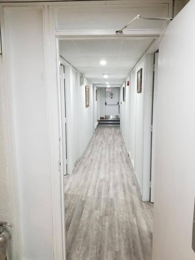 Bloorcourt Inn טורונטו מראה חיצוני תמונה